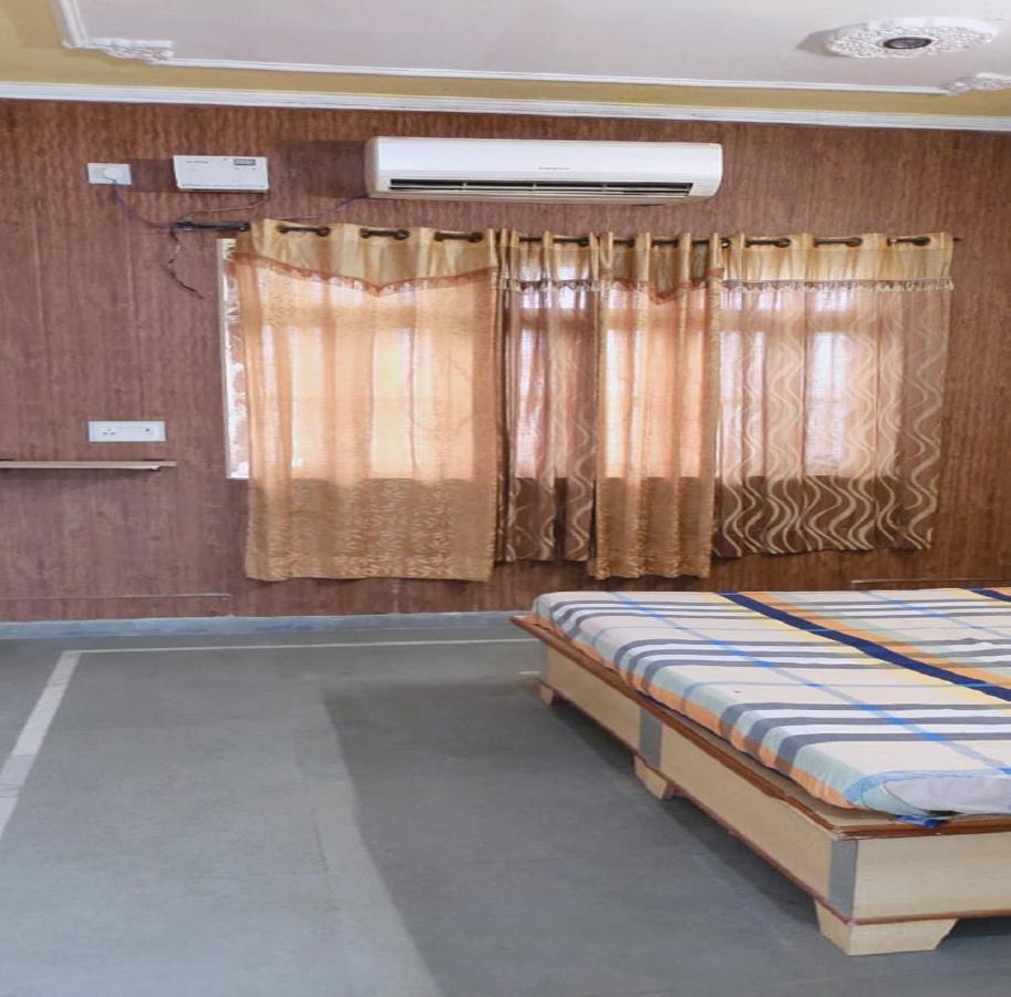 Jiya Green Garden & Banquet, Сонипат Экстерьер фото